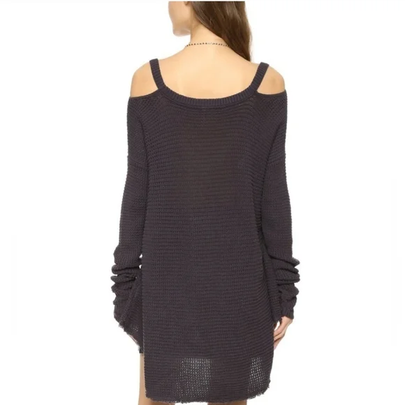 Free People Black cold shoulder slouchy sweater tunic size XS - Picture 3 of 13